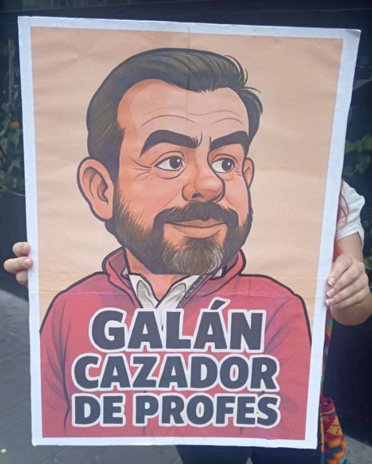 Mauricio Correa Tribín (@tribinmauricio) on Twitter photo Tan berraquito en contra del magisterio, tan pusilánime con la delincuencia y la corrupción. <a href="/CarlosFGalan/">Carlos F. Galán</a> <a href="/IsabelSegoviaO/">Isabel Segovia O</a> <a href="/Educacionbogota/">Secretaría de Educación de Bogotá</a> <a href="/Bogota/">Alcaldía de Bogotá</a> <a href="/fecode/">fecode</a> <a href="/adebogota/">ADE 🇵🇸</a> <a href="/miguep_fecode/">Miguel Ángel Pardo Romero</a> <a href="/RAULVASQUEZ2010/">RAUL VASQUEZ ARIAS</a> <a href="/DanielRMed/">Daniel Rojas Medellin</a> <a href="/Mineducacion/">MinEducación</a> <a href="/Nelsonalarcon74/">El Profe Nelson Alarcón</a> <a href="/CharlyMunevar/">El profe Charly</a> <a href="/marthaalfonsob/">🇵🇸Martha Rocio Alfonso Bernal🇵🇸</a> Tan berraquito en contra del magisterio, tan pusilánime con la delincuencia y la corrupción. <a href="/CarlosFGalan/">Carlos F. Galán</a> <a href="/IsabelSegoviaO/">Isabel Segovia O</a> <a href="/Educacionbogota/">Secretaría de Educación de Bogotá</a> <a href="/Bogota/">Alcaldía de Bogotá</a> <a href="/fecode/">fecode</a> <a href="/adebogota/">ADE 🇵🇸</a> <a href="/miguep_fecode/">Miguel Ángel Pardo Romero</a> <a href="/RAULVASQUEZ2010/">RAUL VASQUEZ ARIAS</a> <a href="/DanielRMed/">Daniel Rojas Medellin</a> <a href="/Mineducacion/">MinEducación</a> <a href="/Nelsonalarcon74/">El Profe Nelson Alarcón</a> <a href="/CharlyMunevar/">El profe Charly</a> <a href="/marthaalfonsob/">🇵🇸Martha Rocio Alfonso Bernal🇵🇸</a>