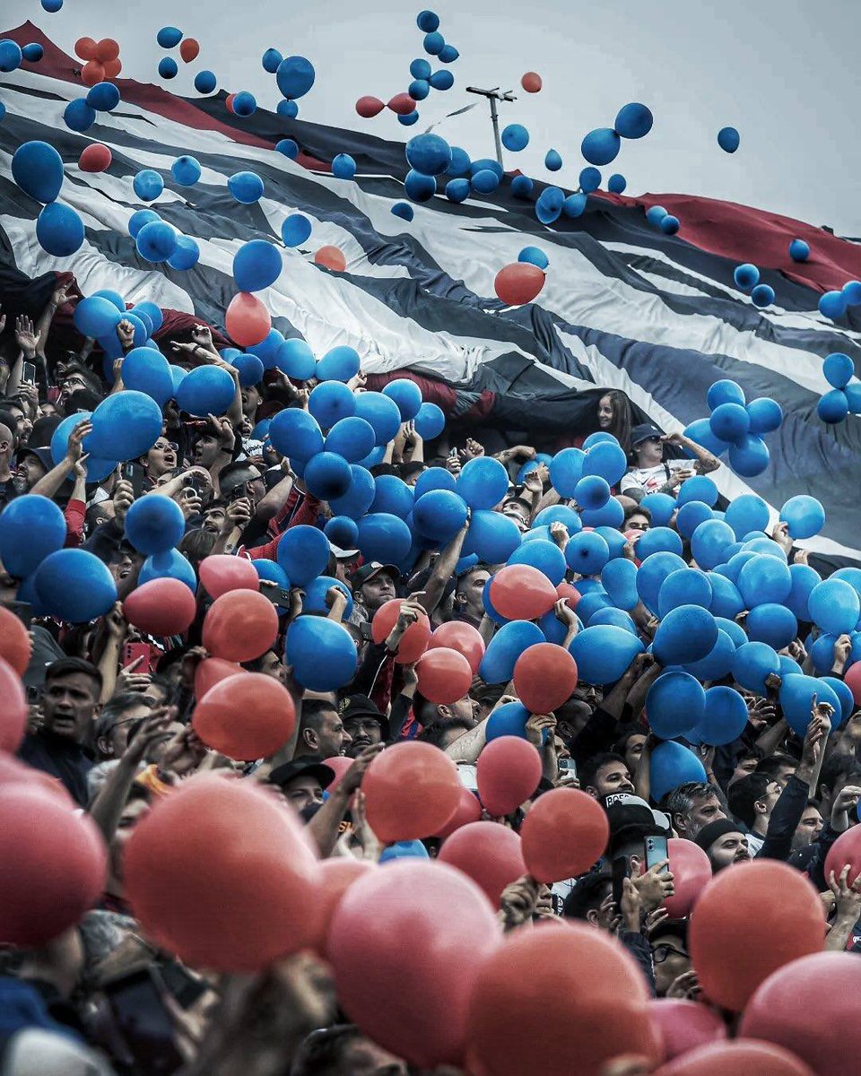 La pasion no se negocia y tu gloriosa gente va a seguir estando