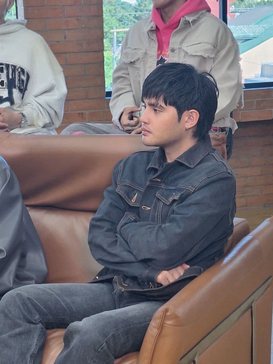 olbapologist's tweet image. EXCUSE ME SIRRRR???!!!๐ฅต๐ฅต๐ฅต๐ฅต @imszmc
SB19 SAW EP RELEASE
@SB19Official #SB19
#SB19SaW #SimulaAtWakasOutNow
#PABLO #SB19_PABLO