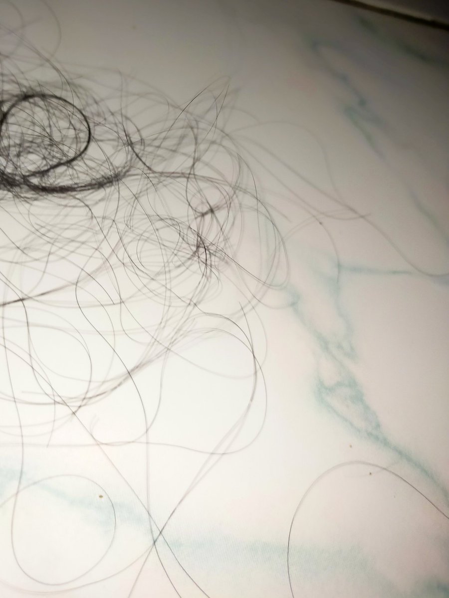 cewe utbk dengan segala problem nya
- telat dapet
- jarang sincarean💔💔💔💔💔
- gigi kuning minum kopi terus
- rambut rontok YA ALLAH BARU DIPEL BARU DISAPU BEGINI LAGI