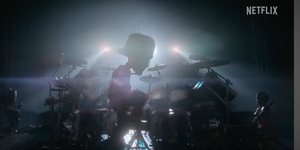 DiscussingFilm's tweet photo. David Fincher will be directing a new animated short film for ‘LOVE, DEATH + ROBOTS’ Season 4.

The film will be a unique take on the Red Hot Chili Peppers’ 2003 performance at Slane Castle, Ireland recreated with string-puppets. https://t.co/MoSOZjl3R3