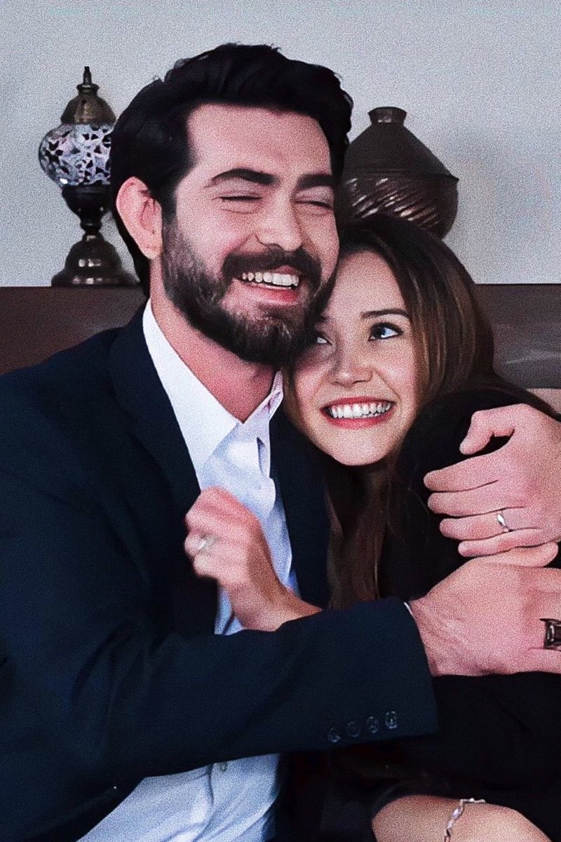 Sonunda sadece şunu söyleyebilirim 
Umarım bundan sonra yapacağınız işlerde daha dikkatli olursunuz ve bir daha hiç kimseyi sizi sevdiğine ya da desteklediğine pişman etmezsiniz. ✨
Elveda, hep iyi olun canlarım 🤍
#BarışBaktaş #YağmurYüksel