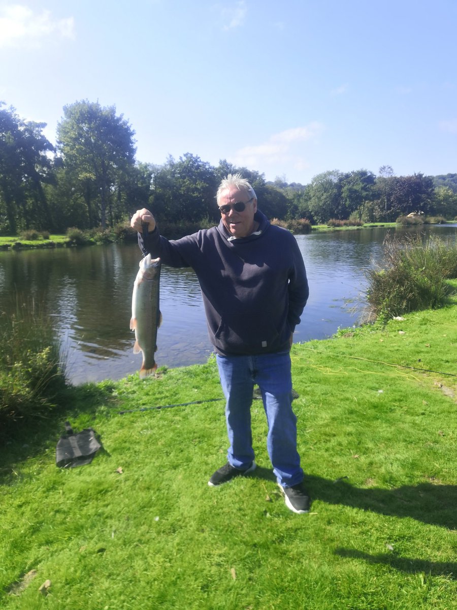 The fly fishing Instructor tweet media