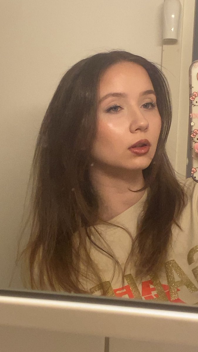 ’Aksa’ Aleksandra tweet media