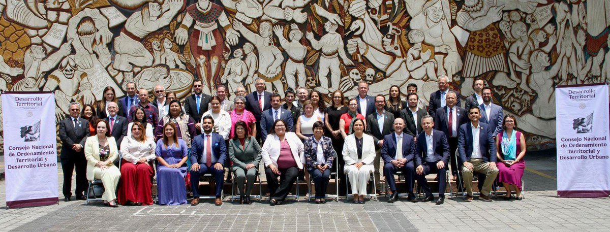 FECOVAL_AC's tweet photo. Agradecemos a la Secretaría Edna Vega Rangel, Subsecretaria de la @SEDATU_mx, por la invitación a la presidenta de la FECOVAL, @Lorenamercadoa1 a participar en el inicio de la elaboración del Programa Nacional de Ordenamiento Territorial y Desarrollo Urbano 2025-2030. https://t.co/lWF3lwMbMJ