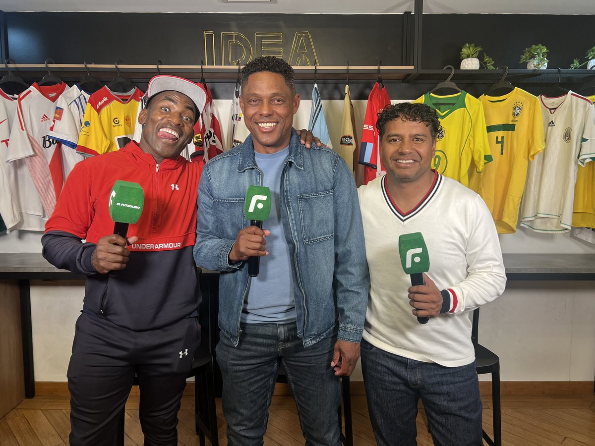 Muy chévere y divertido la verdad gracias futbol ⚽️ grandes figuras