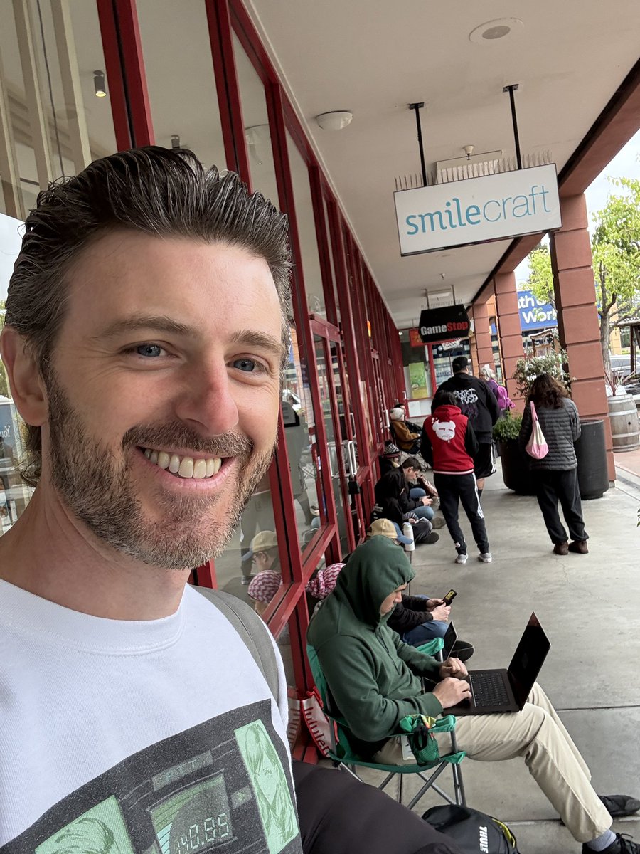 Kit Ellis tweet media