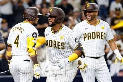 padrespeach's tweet photo. When you say ain’t nobody son gonna be stressin me out but here we are a letting a whole team of them stress me out everyday. #itsonlyapril #whyamIlikethis https://t.co/o8todKA2hT