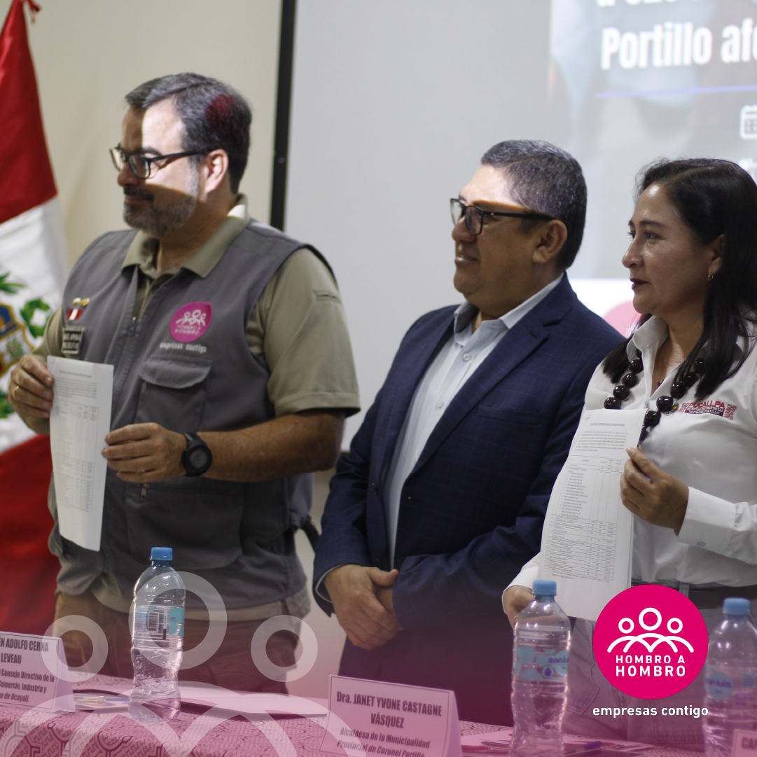 🇵🇪 Anunciamos en Pucallpa el apoyo a 600 familias afectadas por la peor inundación de los últimos 30 años.

25 tons de bienes de ayuda humanitaria con leche, azúcar, agua y otros productos esenciales están siendo distribuidos con el valioso apoyo logístico de la IV Zona Naval 🛥️