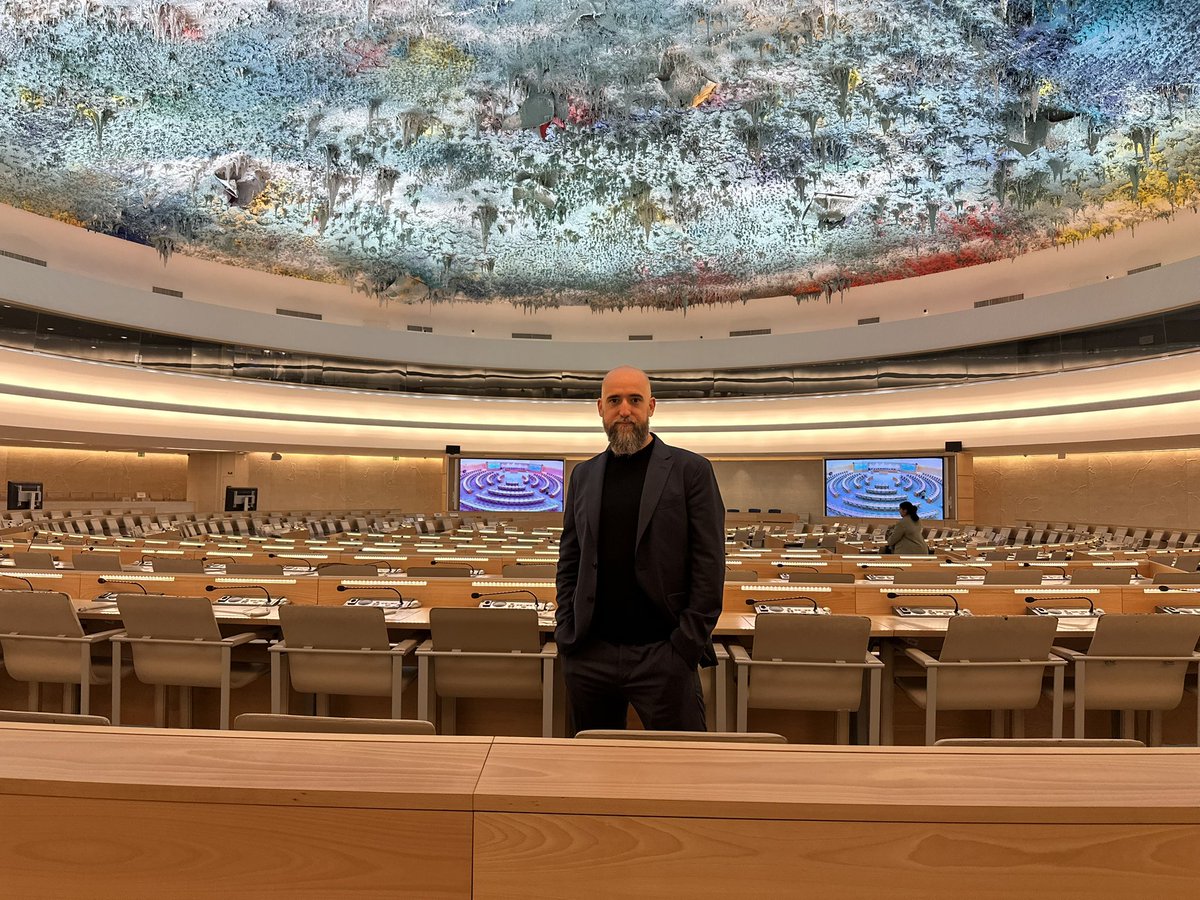 JonhernandezIA's tweet image. He tenido el placer de participar como ponente invitado en la sede de @UNGeneva ONU dentro del Foro de la Alianza de Civilizaciones, para hablar de Inteligencia Artificial. 

Quise aportar mi granito de arena mostrando cómo la IA está impactando al mundo. 

Compartí cómo esta…