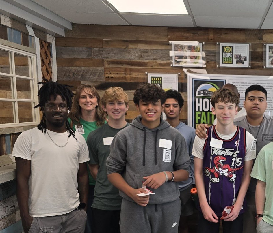 Sarah_Renae_O's tweet photo. Thank you @hopefaithkc for having us today! Students helped out today by pulling weeds and sorting donations!
#CST25 @CSTWildcatsMS https://t.co/d78RuktKEy