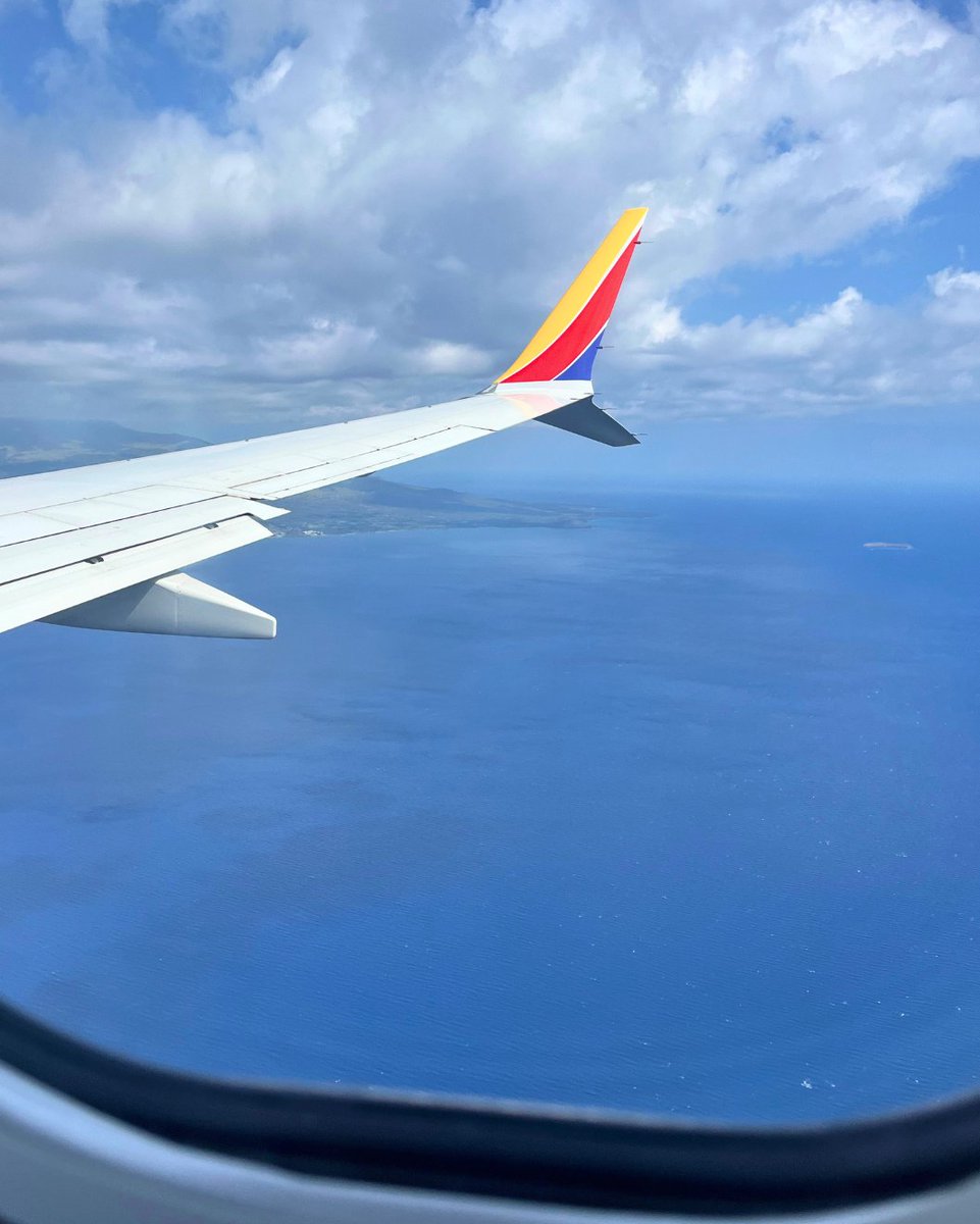 Some of the best adventures in Hawai‘i start at the gate.
We’ve been flying Southwest between islands lately — no stress, no fuss, just smooth skies and window seat views that never get old. 🌈✈️

@southwestair