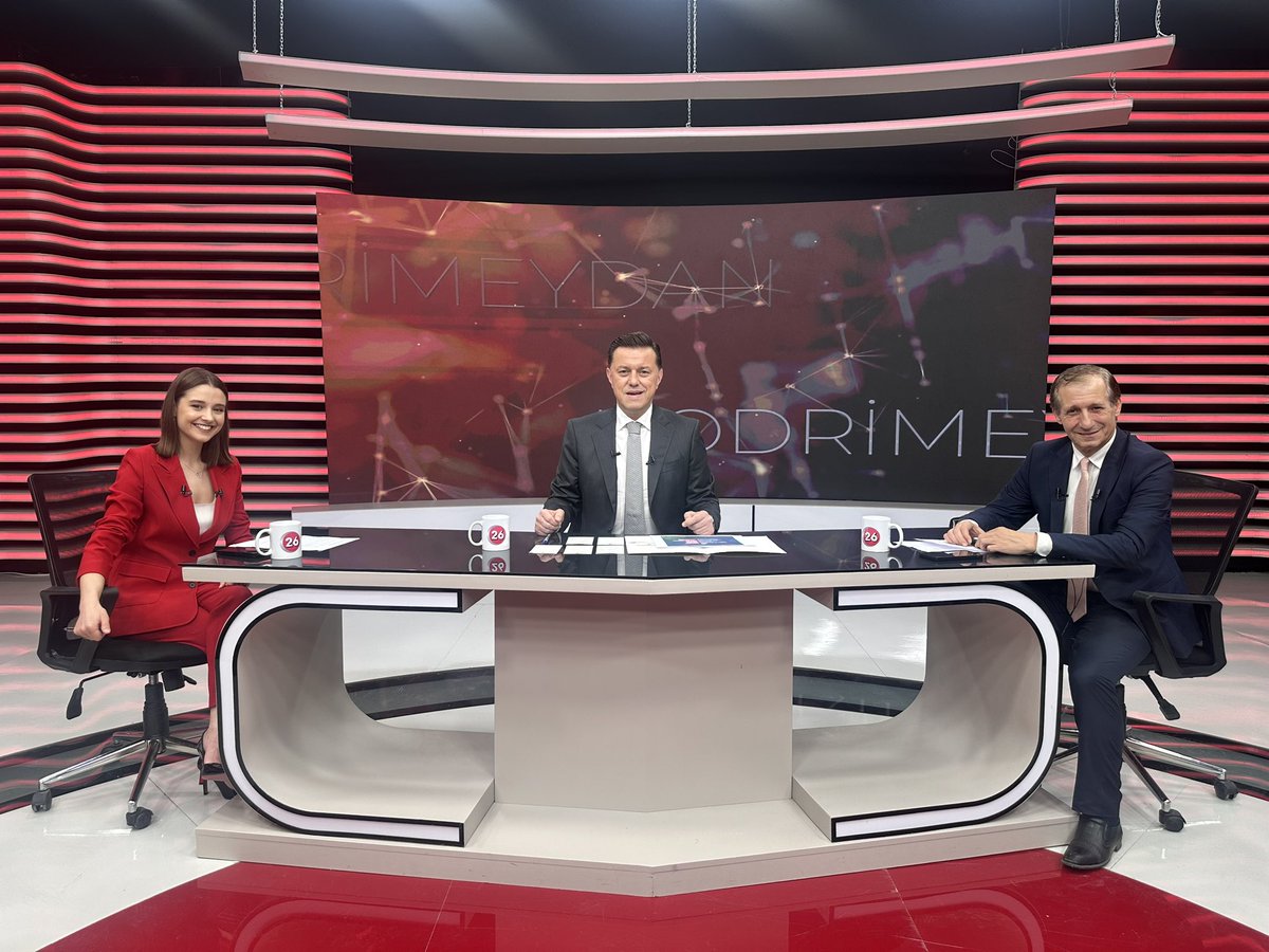 Kanal 26'da canlı yayın konuğu olduğum programa başlıyoruz.

🔗 facebook.com/share/v/1A6stn…