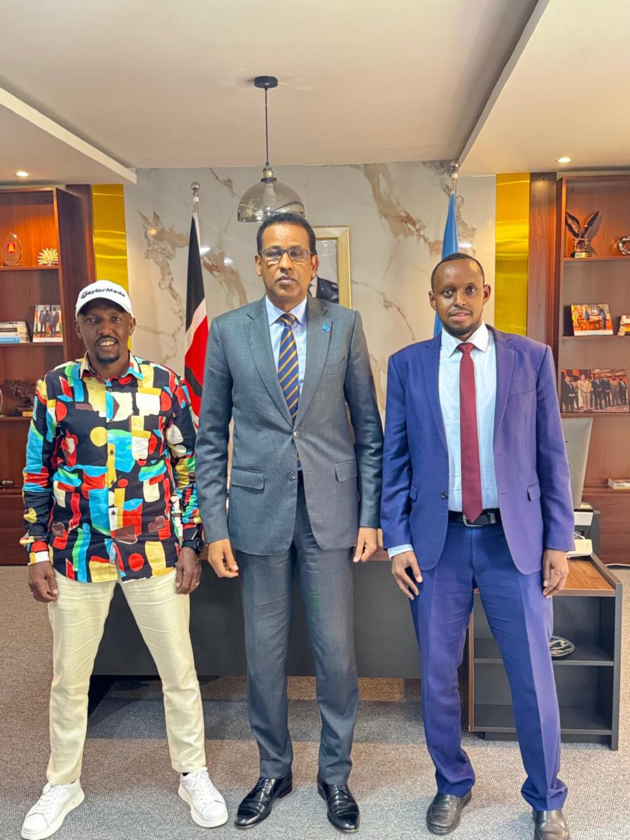 shukri_churicha's tweet image. Thank you,Balozi,for the warm reception that we received today at the Somalia Embassy in Kenya. Your continued stay in Kenya will be for the benefit of both Kenya 🇰🇪 and Somalia 🇸🇴.@Ijabril @ASHAKURHUSSEIN @SomaliainKenya