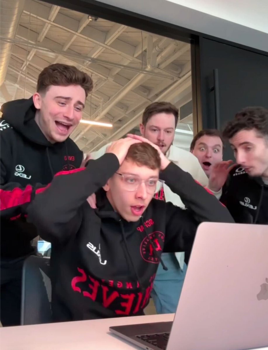 LAThieves's tweet image. WE WON SEARCH!