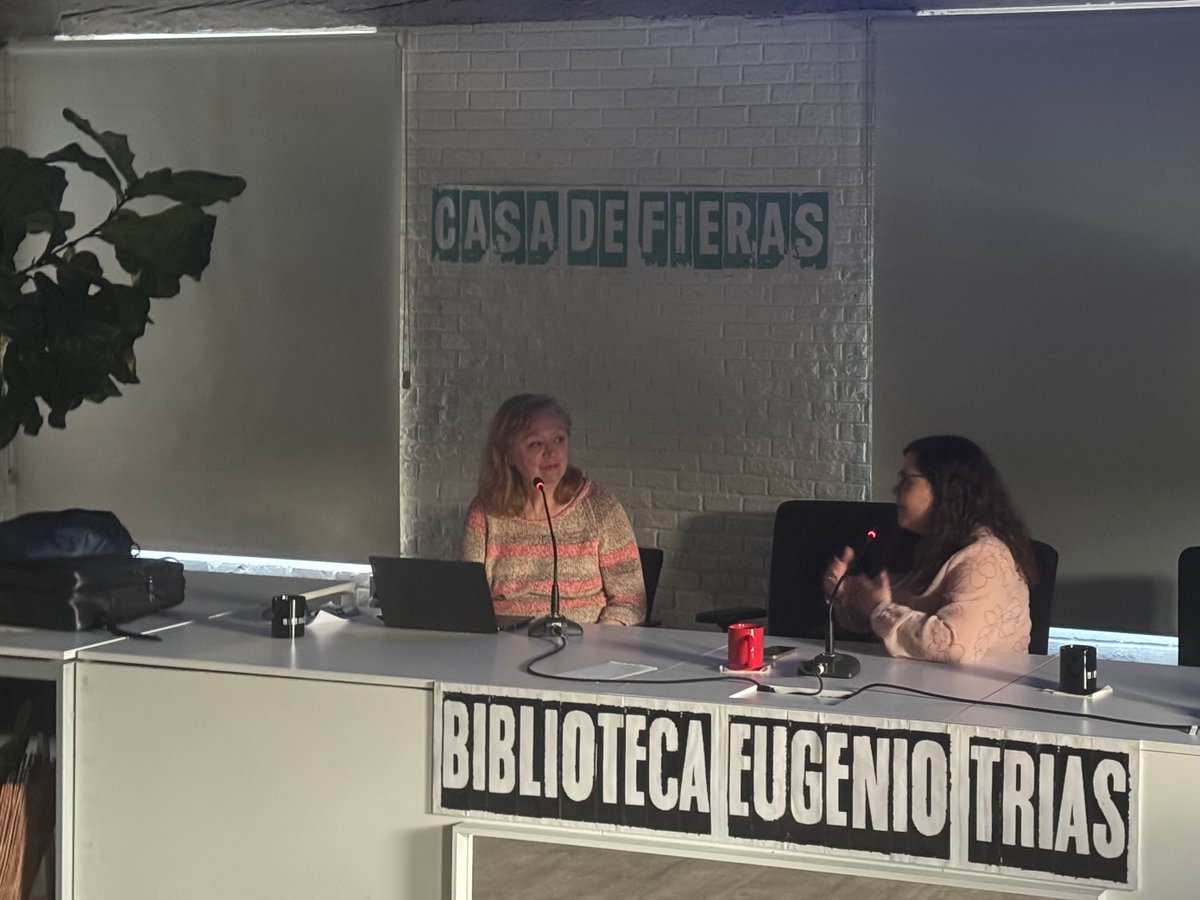 PSOERetiro's tweet photo. 📸 Os dejamos algunas fotos de la conferencia de ayer, “Mujeres, artes visuales y feminismo hoy”.

Queremos a Margarita Aizpuru por su estupenda ponencia, así como a todas las personas que asistieron ayer al acto.

Nos vemos en la próxima. https://t.co/ERsU5DTq4n