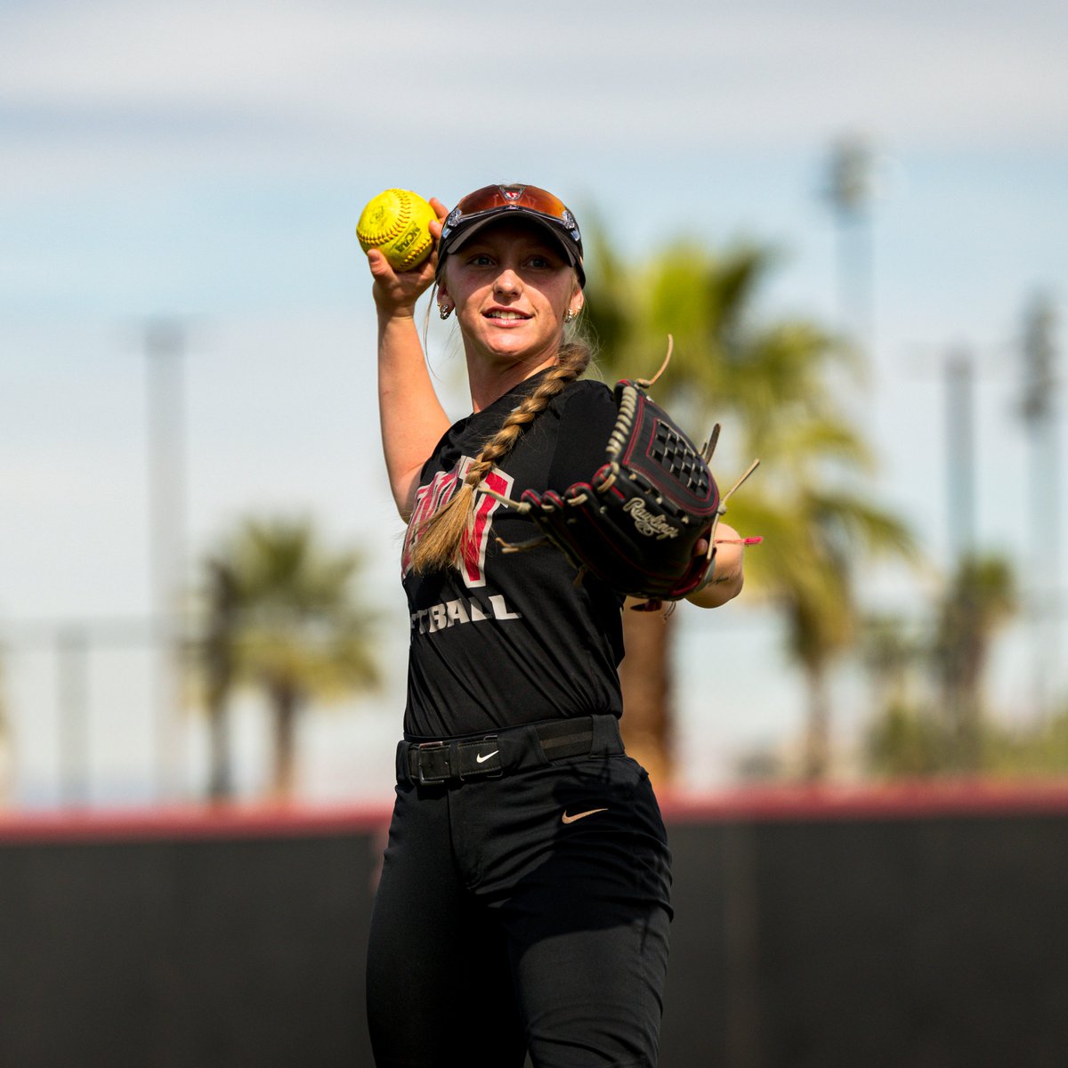 UNLV Softball tweet media