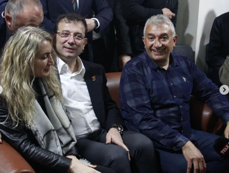 GKarafazli's tweet photo. İmamoğlu Fındıklı halkına selam gönderdi… https://t.co/BkpOJDWMGc #cervatogluziyaret  #findikli  #halkina  #imamoglu  #selam  #silivri  #yolladi  #Karadeniz # https://t.co/qQZ9i4qAm4