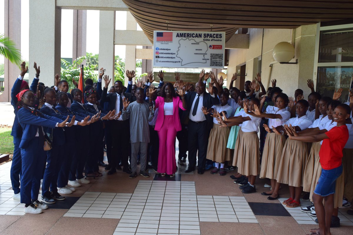 American Corner Yamoussoukro @INP-HB (@amcorner_inphb) on Twitter photo #YouthEmpowerment
Revivez en images la rencontre de partage d'expériences et de formation sur les techniques de communication en gestion de conflits, dans le cadre du programme "Youth Club".
Infoline : bit.ly/ASY_INPHB 📌
#acy <a href="/AmericanSpaces/">American Spaces</a> #PeuplePaixProspérité 🇨🇮🤝🇺🇸✨ #YouthEmpowerment
Revivez en images la rencontre de partage d'expériences et de formation sur les techniques de communication en gestion de conflits, dans le cadre du programme "Youth Club".
Infoline : bit.ly/ASY_INPHB 📌
#acy <a href="/AmericanSpaces/">American Spaces</a> #PeuplePaixProspérité 🇨🇮🤝🇺🇸✨