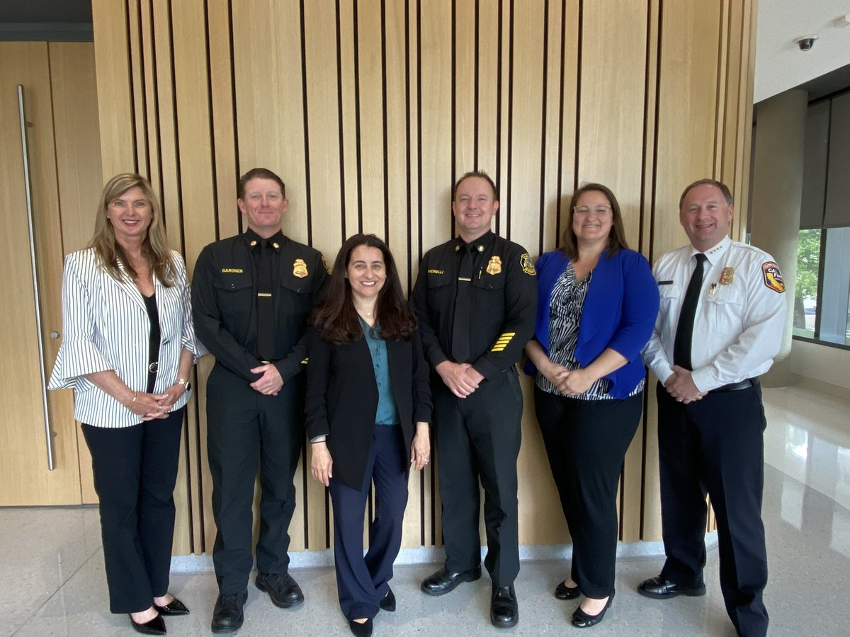 Senator Monique Limón (@moniquelimonca) on Twitter photo Grateful to have so many folks from <a href="/CountyVentura/">County of Ventura</a> in Sacramento with me today! It was especially great to hear our Fire Chief and Fire Marshal at <a href="/VCFD/">Ventura County Fire</a> talk about defensible space and how we can mitigate the impacts of wildfires. Thank you for coming out! Grateful to have so many folks from <a href="/CountyVentura/">County of Ventura</a> in Sacramento with me today! It was especially great to hear our Fire Chief and Fire Marshal at <a href="/VCFD/">Ventura County Fire</a> talk about defensible space and how we can mitigate the impacts of wildfires. Thank you for coming out!