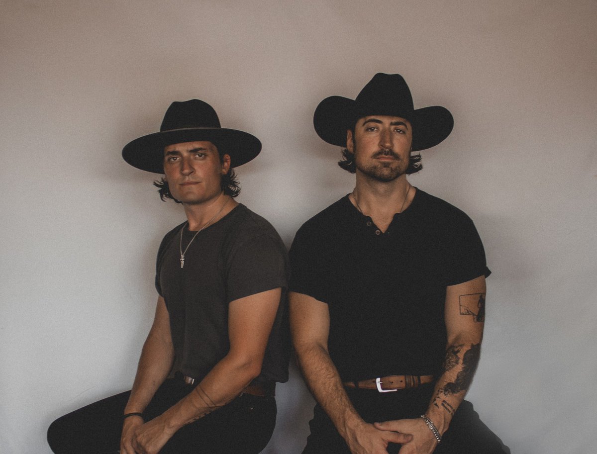 On Thursday May 1 The Talbott Brothers w/ Anna Hamilton are coming to the @mshopames. Tickets are $20 ($15 w/ ISU Student ID). 
bit.ly/3E8MIhZ