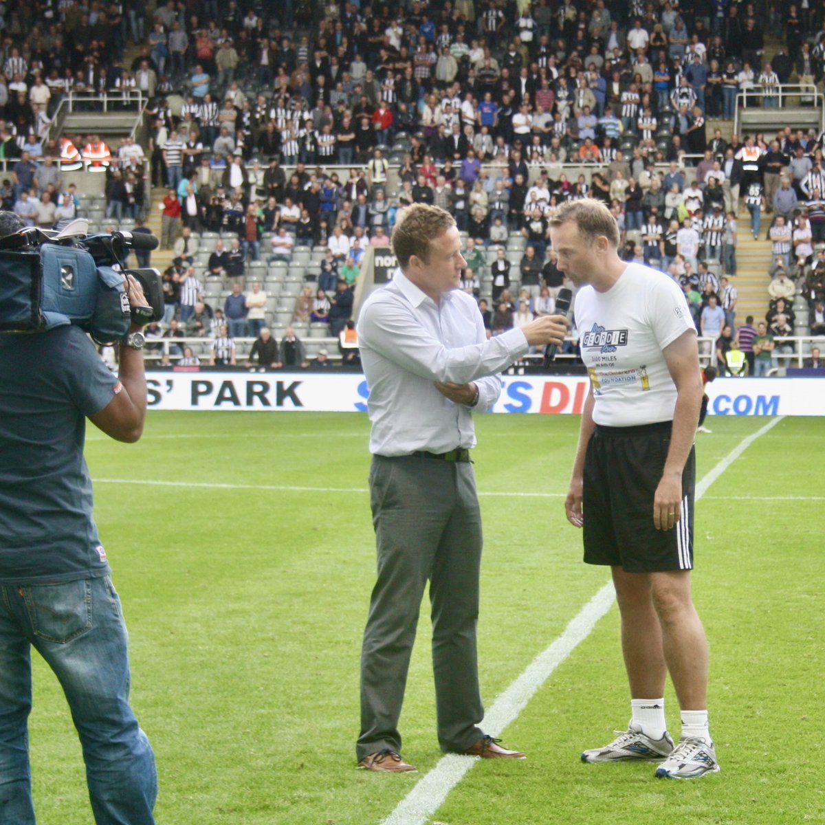 Thanks to <a href="/NUFC/">Newcastle United</a> for some half time publicity this coming Saturday. Looking forward to talking about #AcrossTheUSA2025 with <a href="/Lockers75/">Justin Lockwood</a>. #nufc