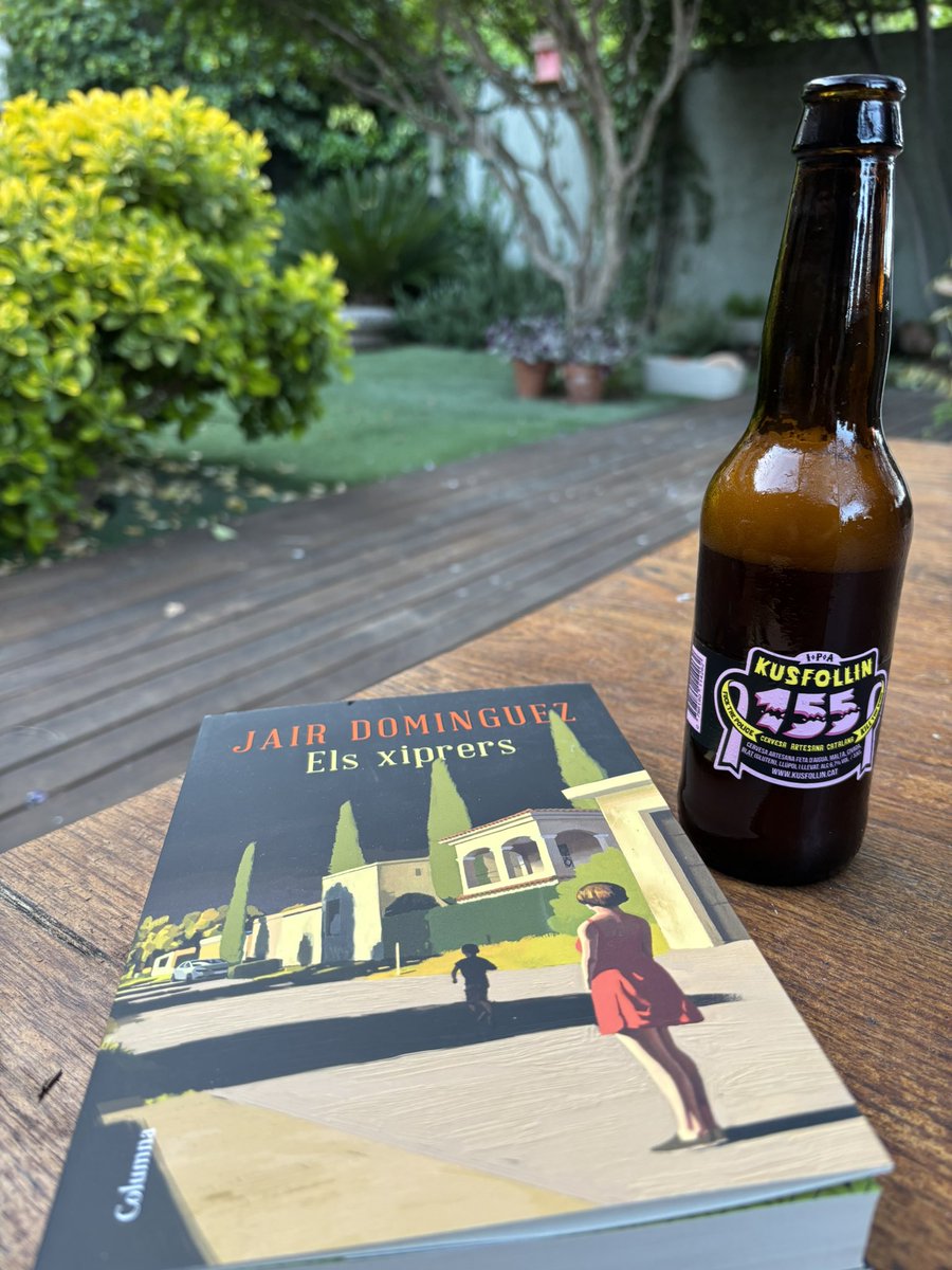 Visca Sant Jordi 🌹📚
Perfect Combo <a href="/sempresaludava/">Jair Dominguez</a> i cerveseta regal del “cunyaooo” <a href="/EnricGrauC/">Enric Grau PT🦵🏽</a> 
#SantJordi2025