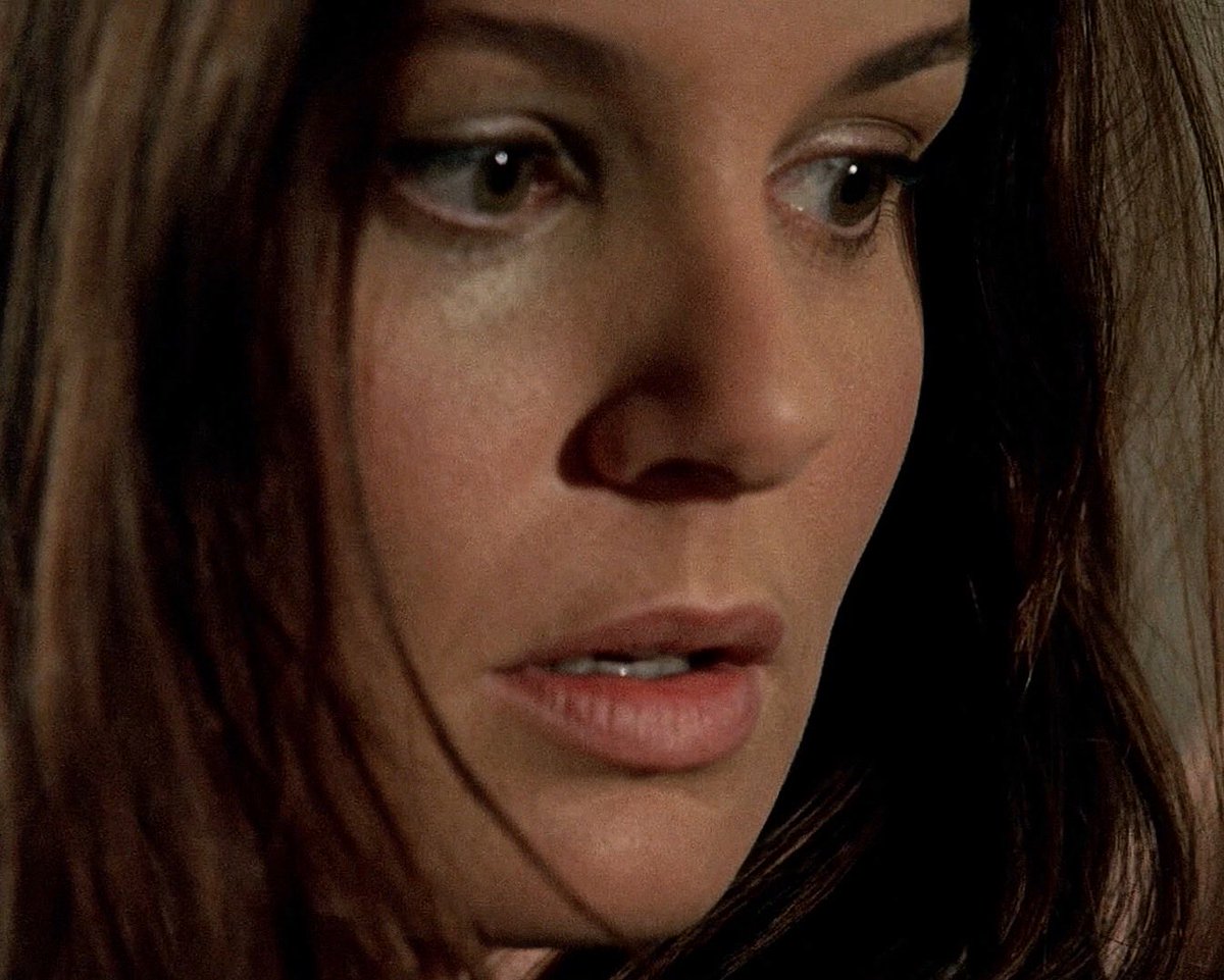 wenmilluv's tweet photo. sara tancredi is the prettiest <3 https://t.co/1MeAkUNiRc