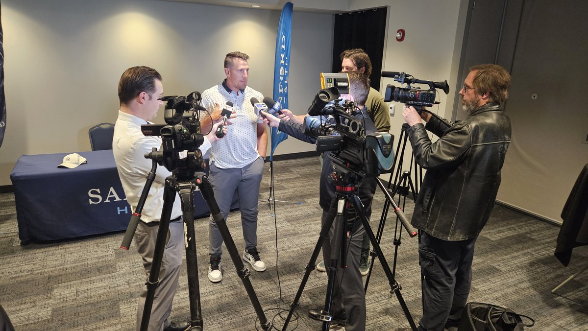 Brian Shawn (@brianallenshawn) on Twitter photo Awesome 'tee-off' yesterday with partners for 'Swing Training' prepping Roger Maris All-Star Week coming up in June.
Great to have <a href="/RogerMarisJr/">Roger Maris Jr</a>, <a href="/NDSUmbb/">NDSU Men's Basketball</a> <a href="/CoachRichman/">Dave Richman</a>, former <a href="/UNDmhockey/">North Dakota Hockey</a> coach Dave Hakstol, and Vikings great <a href="/chadgreenway52/">Chad Greenway</a> with us.
sanfordhealth.org/roger-maris-we… Awesome 'tee-off' yesterday with partners for 'Swing Training' prepping Roger Maris All-Star Week coming up in June.
Great to have <a href="/RogerMarisJr/">Roger Maris Jr</a>, <a href="/NDSUmbb/">NDSU Men's Basketball</a> <a href="/CoachRichman/">Dave Richman</a>, former <a href="/UNDmhockey/">North Dakota Hockey</a> coach Dave Hakstol, and Vikings great <a href="/chadgreenway52/">Chad Greenway</a> with us.
sanfordhealth.org/roger-maris-we…