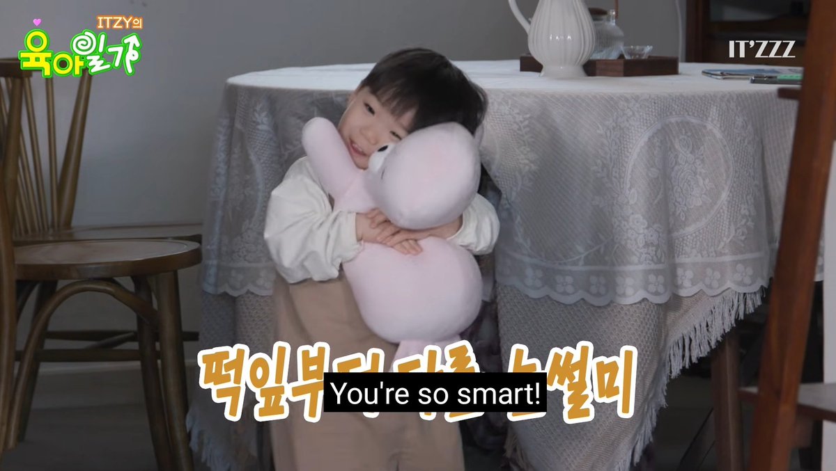 jojojoestar08's tweet image. cute hugging the plushie

#ITZZZ #ITㅋㅋㅋ #ITZY의육아일기