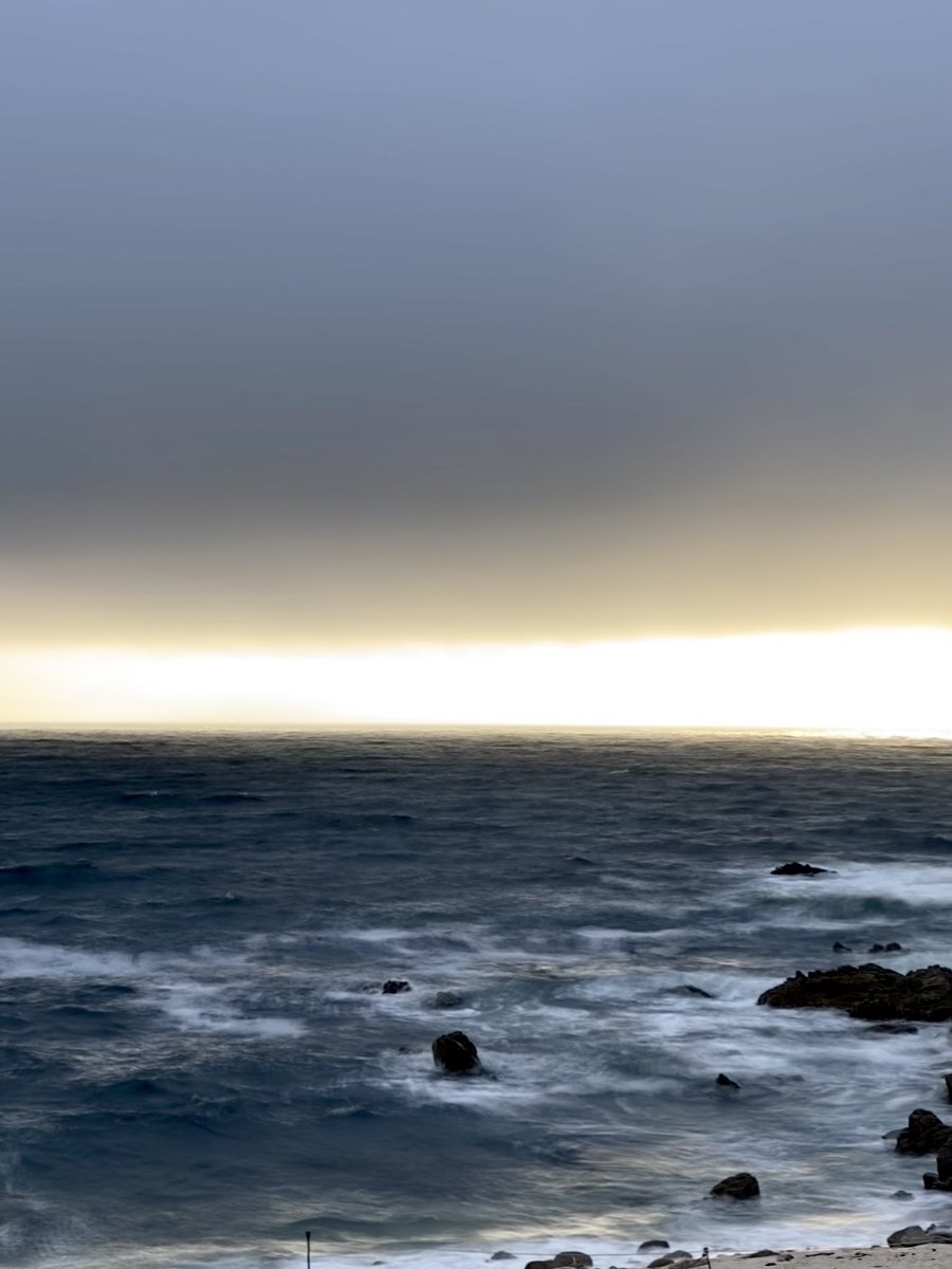 DedKrow's tweet photo. This is where I come to find inspiration. Something about the rhythm of the ocean that inspires music. What inspires you? 
#songwriter https://t.co/1hwFmNU7be
