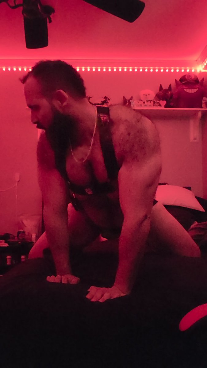 Forget who you call daddy... sneak out and let me show you how it feels when you're a good boy for me.  RT &amp; give up your ass to me