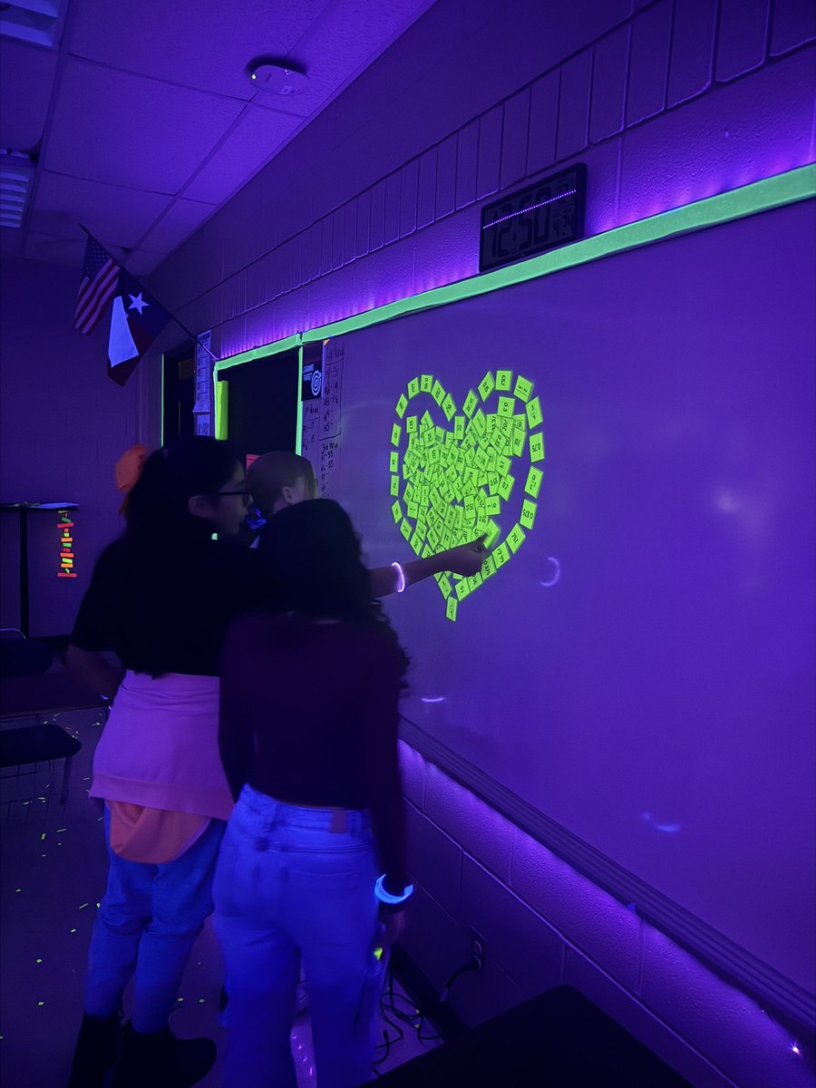 Thank you <a href="/zachrymathteam/">ZachryMathTeam</a> for inviting me to your 6th grade Glowing STAAR review.  I had a blast watching our Wolverines glow and grow in their math skills.  <a href="/NISDZachry/">Zachry MS</a>