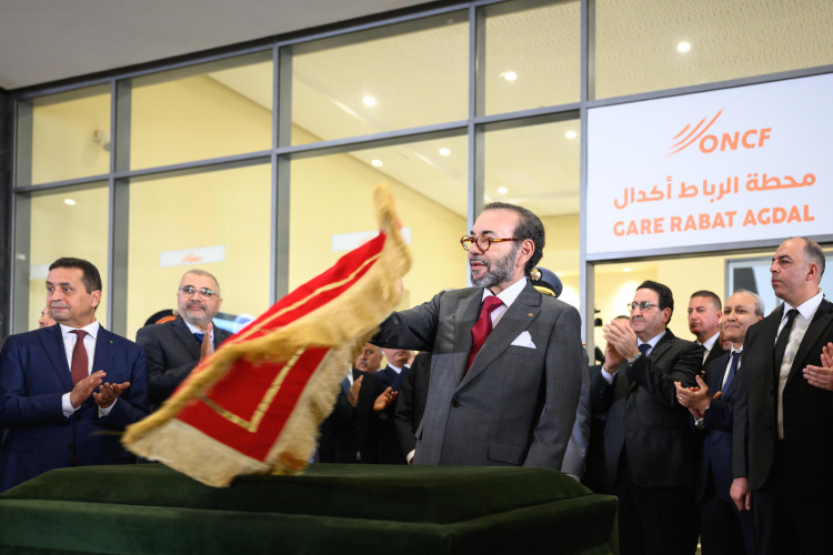 King Mohammed VI launches construction of the Kenitra-Marrakech high-speed train line.