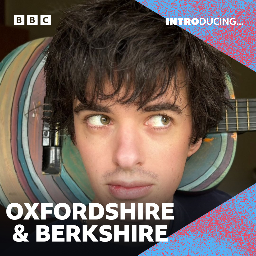 BBC Oxfordshire (@bbcoxford) on Twitter photo Bringing you incredible new music from Oxfordshire & Berkshire - <a href="/DaveGilyeat/">Dave Gilyeat</a> meets <a href="/zerowemusic/">zerowe</a> to hear about his new album 🙌
Plus, 'Radiohead Reimagined’ & <a href="/montykeates/">mont</a> gig at <a href="/TheUnderworld/">The Underworld</a>!
🔊 Listen Thursday's from 8pm & on BBC Sounds ⤵️
bbc.in/3EDhpvR Bringing you incredible new music from Oxfordshire & Berkshire - <a href="/DaveGilyeat/">Dave Gilyeat</a> meets <a href="/zerowemusic/">zerowe</a> to hear about his new album 🙌
Plus, 'Radiohead Reimagined’ & <a href="/montykeates/">mont</a> gig at <a href="/TheUnderworld/">The Underworld</a>!
🔊 Listen Thursday's from 8pm & on BBC Sounds ⤵️
bbc.in/3EDhpvR