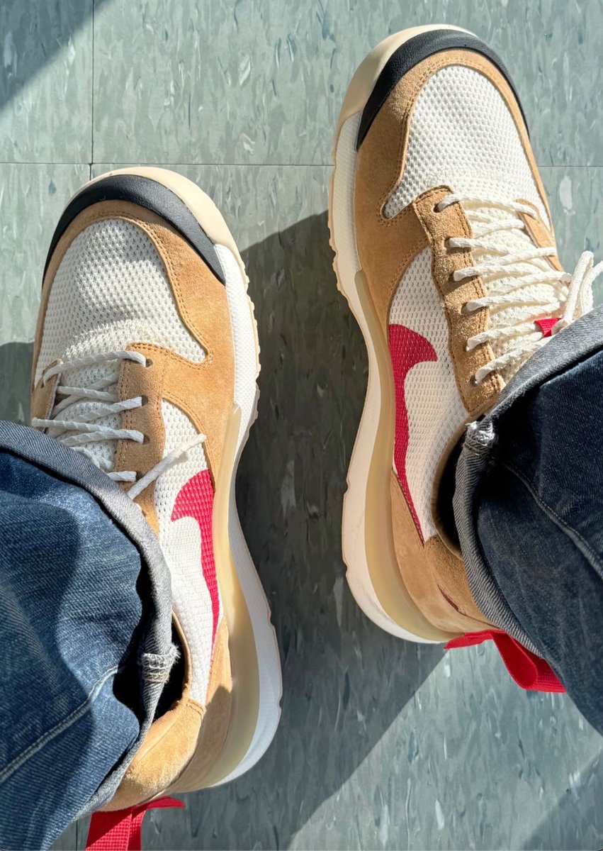 ON FOOT LOOK: Tom Sachs x Nike Mars Yard 3.0 🚀

🗓️ September 2025
💰 $275 USD