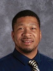 We are excited to announce Darrell Moffit as the new head boys basketball coach at Cristo Rey Jesuit. His leadership, dedication and extensive coaching experience will be a great addition to Cristo Rey Jesuit. GO PUMAS!!