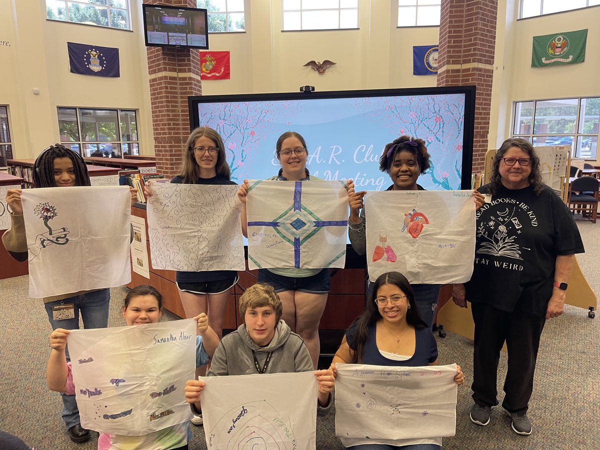 AHS Library (@ahslibrary06) on Twitter photo We met for our April SOAR book club meeting today during lunch. Ms. Darla from <a href="/AtascocitaLib/">Atascocita Library</a> joined us to share all of the great programs happening at her library over the summer! She also brought a scarf craft for the students to decorate! Thank you Ms. Darla! <a href="/HumbleISD_AHS/">The Atascocita HS</a> We met for our April SOAR book club meeting today during lunch. Ms. Darla from <a href="/AtascocitaLib/">Atascocita Library</a> joined us to share all of the great programs happening at her library over the summer! She also brought a scarf craft for the students to decorate! Thank you Ms. Darla! <a href="/HumbleISD_AHS/">The Atascocita HS</a>