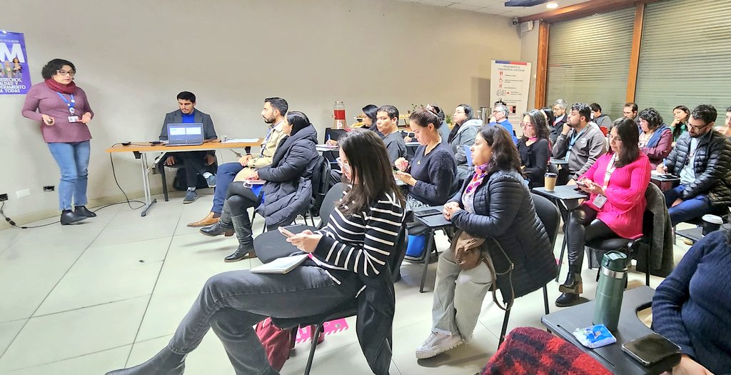 👉🏻Importantes temáticas orientadas a optimizar la atención sanitaria de la provincia, fueron abordadas en una nueva sesión del Consejo de Integración de la Red Asistencial, jornada que contó con exposiciones de profesionales del Subdepto. Gestión Clínica sobre protocolos clinicos