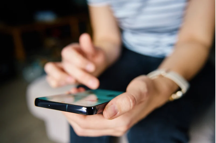 cathkarlin's tweet photo. Social media can play a big role in your divorce case, often in ways you might not expect. What you post online—whether it’s about your emotions, your finances, or even a new relationship—could be used against you in court. https://t.co/sHpZDWEtbu