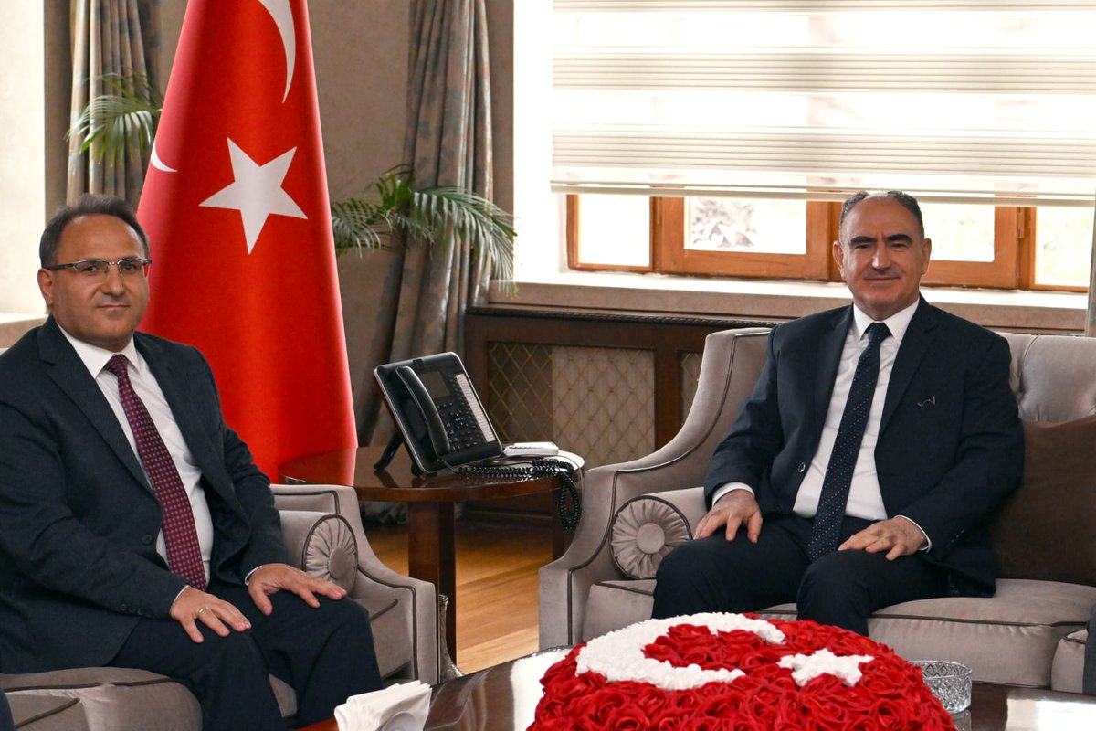 Aile ve Sosyal Hizmetler Bakanlığı Başmüfettişi Musa Temizer ile İlimizdeki sosyal hizmetler ve destekleri  değerlendirdik.