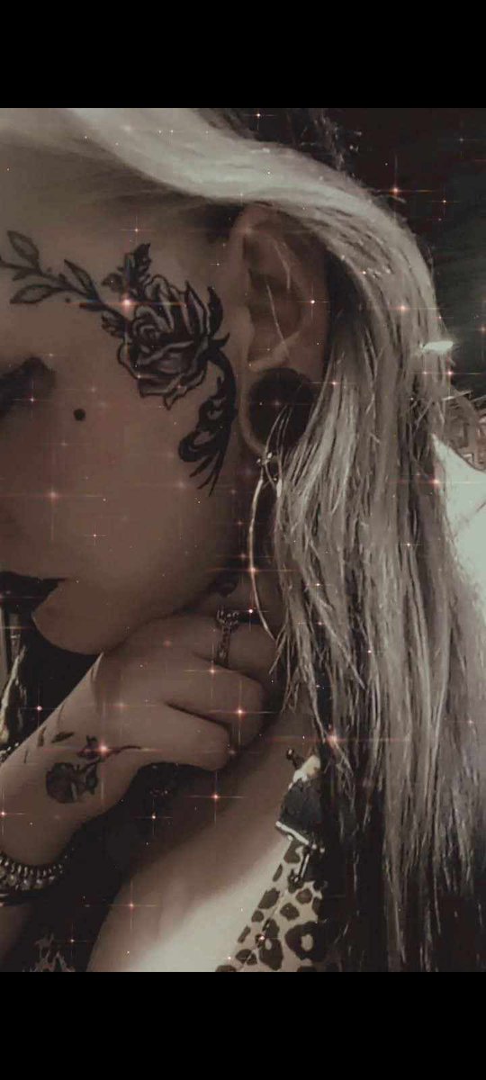 scum_void's tweet photo. 🥀🪡

#tattoos #facetattoos #stretchedears #plugs #gauges #handtattoos #sadgirl #girlswithtattoos #goth #gothgirl #altgirl #alternative #alternativegirls https://t.co/KIoUNlaiRZ