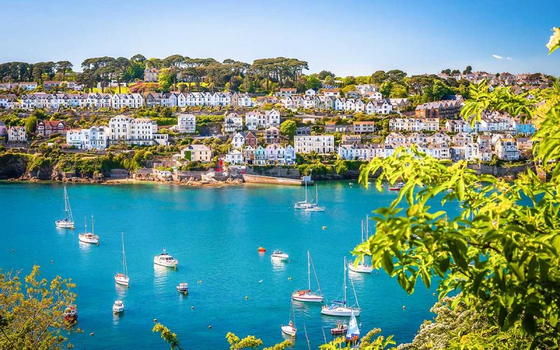 Discover Fowey's charm! ⚓️ From boutique stays at The King to fresh seafood &amp; stunning estuary views, our latest article unveils the best of this Cornish gem🧜‍♂️ Read here ➡️ britishtraveljournal.com/fowey-estuary-… #Fowey #Cornwall #Travel #Foodie #UKTravel #CoastalLife #BoutiqueHotelDiscover