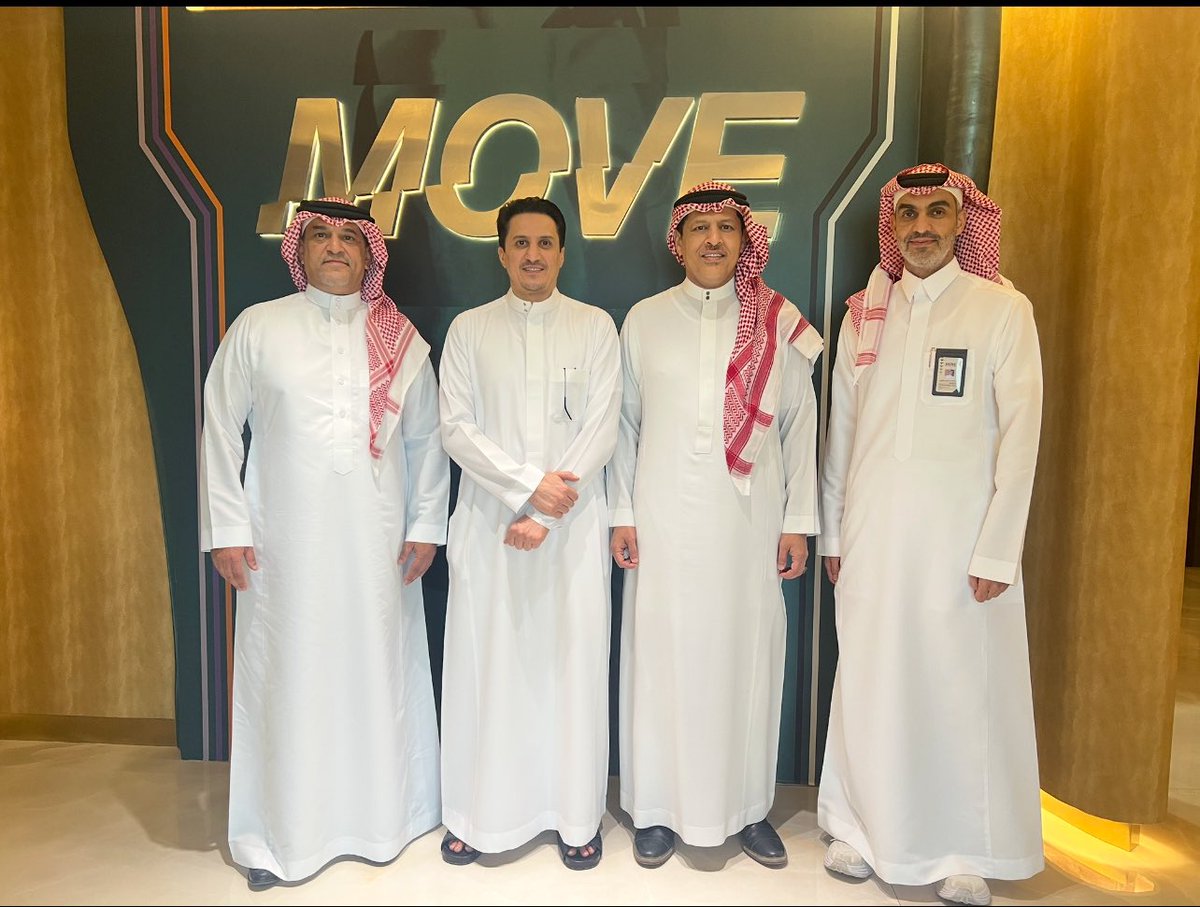 محمد صالح السليمان mohammed alsulaiman (@mohd_egsf) on Twitter photo سعدت بزيارتي لمركز move الطبي الرياضي حقيقة مركز عالمي بإدارة سعودية كل الشكر للأخ العزيز الكابتن نواف التمياط رئيس مجلس ادارة موف والمدير التنفيذي الاخ عبدالمحسن الطويل والمدير الطبي د. ماجد السليمان <a href="/MOVEcsm/">MOVE | موڤ</a> سعدت بزيارتي لمركز move الطبي الرياضي حقيقة مركز عالمي بإدارة سعودية كل الشكر للأخ العزيز الكابتن نواف التمياط رئيس مجلس ادارة موف والمدير التنفيذي الاخ عبدالمحسن الطويل والمدير الطبي د. ماجد السليمان <a href="/MOVEcsm/">MOVE | موڤ</a>