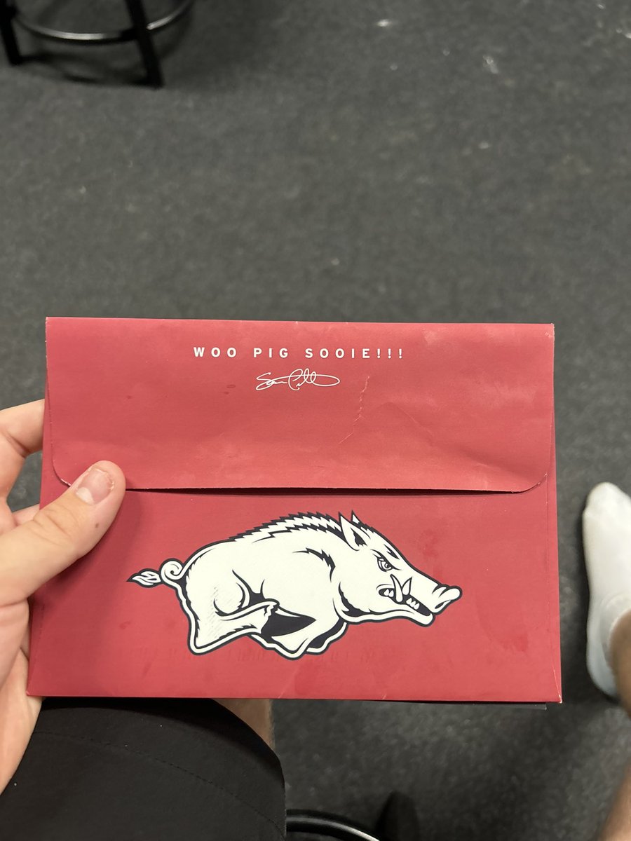 ryanostboe_'s tweet image. Thank you @RazorbackFB for the hand written letter inviting me to your specialist camp! #GoRazorbacks @CoachSFountain @CoachBPetrino @Chris_Sailer @var_austin