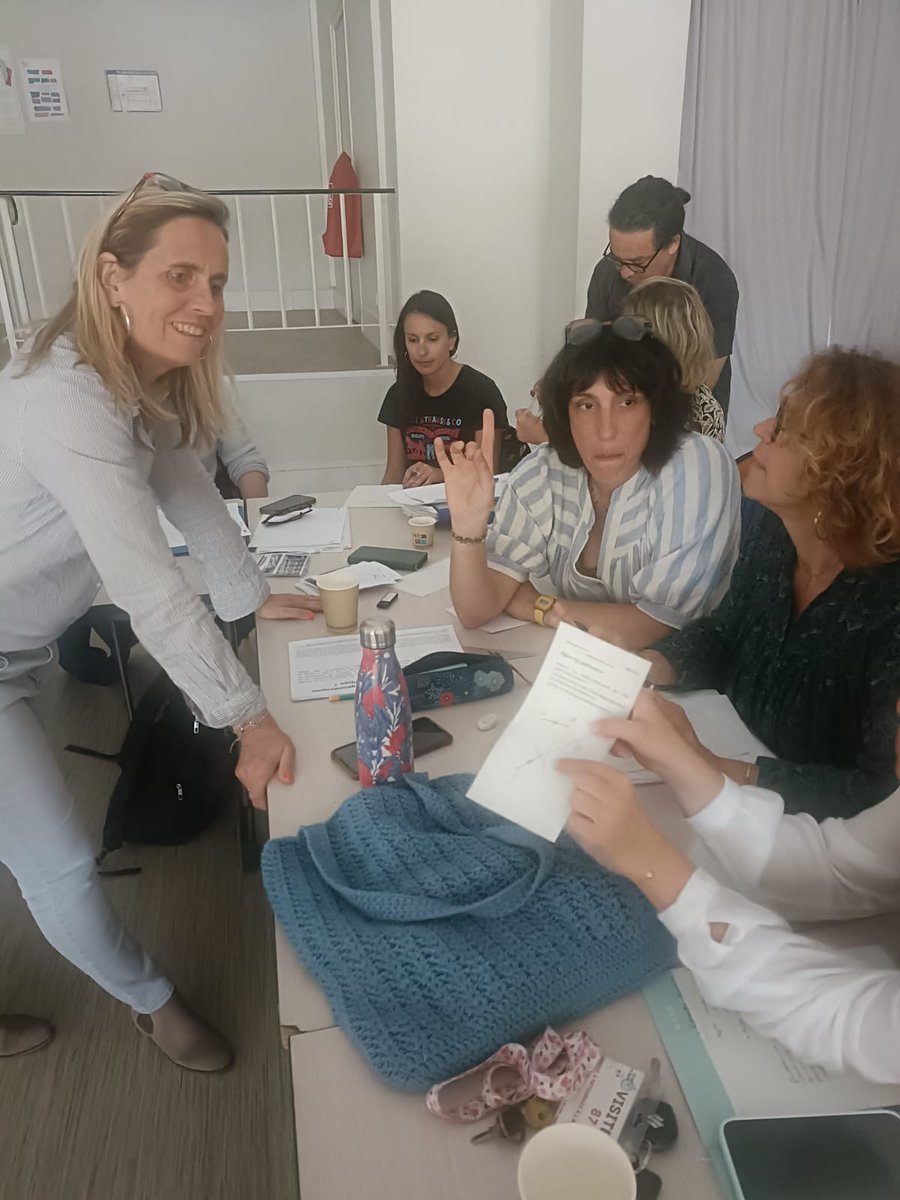 ZeroMaths_fr's tweet photo. 3eme session de regroupement au   @DLabomaths Dettloff. Réflexion et échanges riches sur le thème de la géométrie 
Merci à tous.
@MathsAcNice  @MarleneEsteve 
@ClarisseFiol @PierrePimari 

#Labomath https://t.co/7TnBl9BN3N