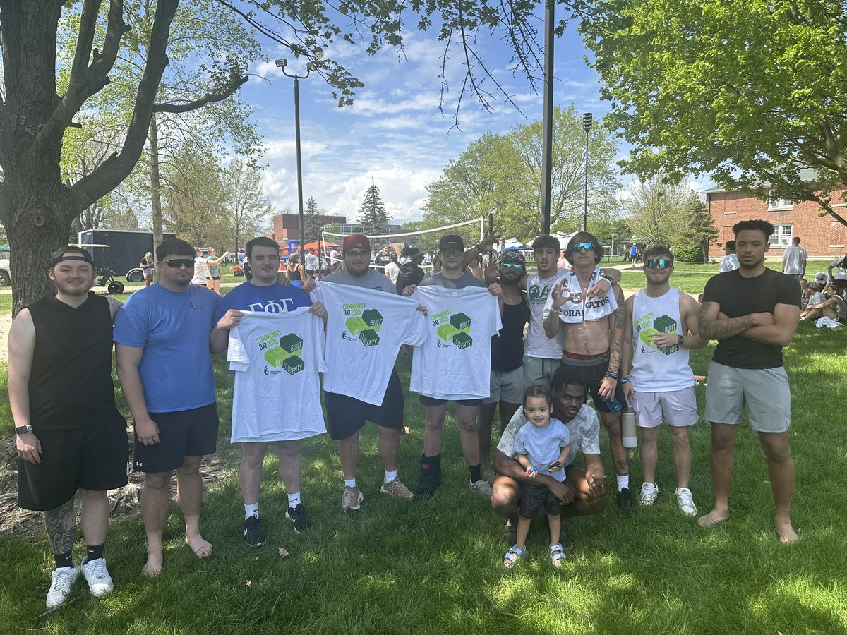 Our guys had a great time at community day on campus! #GoGreen 🟢