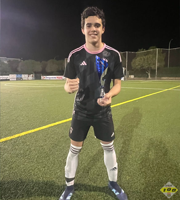 CANTERA | ÁLVARO GUTIERREZ del #SuperLigaInfantil del <a href="/CartagenaEfese/">Cartagena F.C.-UCAM</a> se proclamó campeón con el <a href="/AlbaceteBPSAD/">Albacete Balompié 🤍</a> en el torneo Marbel Cup 😊
🖤 Patrocinado por <a href="/AutomocionDavid/">David Automoción</a> 🤍
#EnCartagenaHayCantera