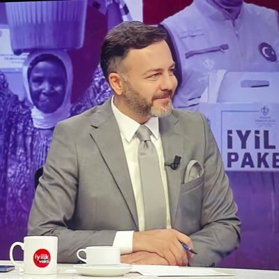 ABurakSimsek's tweet photo. #YeniProfilResmi https://t.co/F05FAe5Rw0