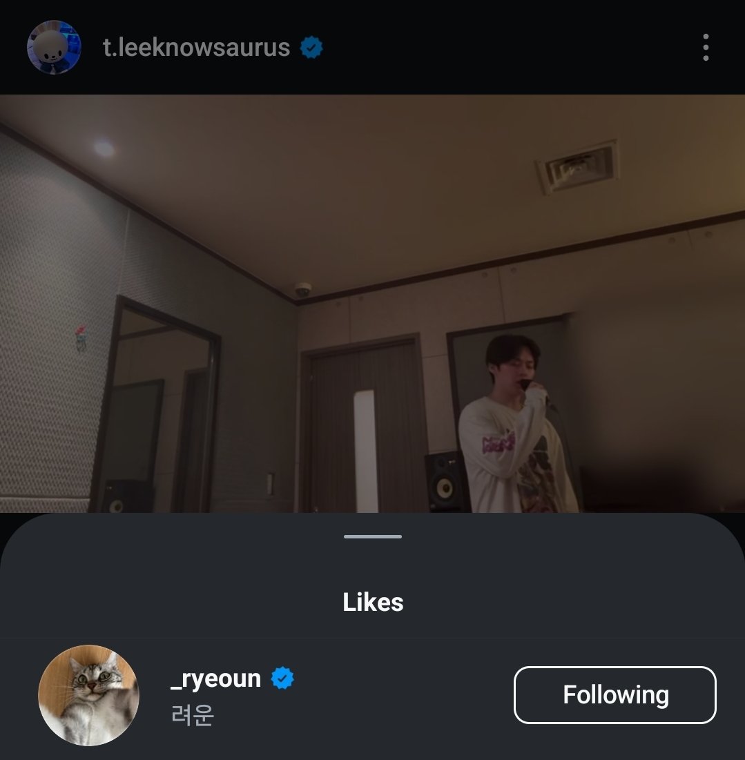 Ryeoun liked #LeeKnow’s latest cover on Instagram! 
Meanwhile, if you haven’t liked it yet, wyd? Go fix that and leave the man a compliment for his voice that flows like honey and feels like home. Go tell him that, loud and clear - voices like his deserve to be heard and adored!
